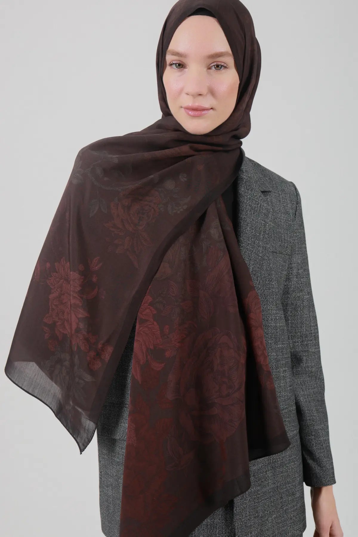 Antik Gül Desenli Bordo Şal - Görsel 3