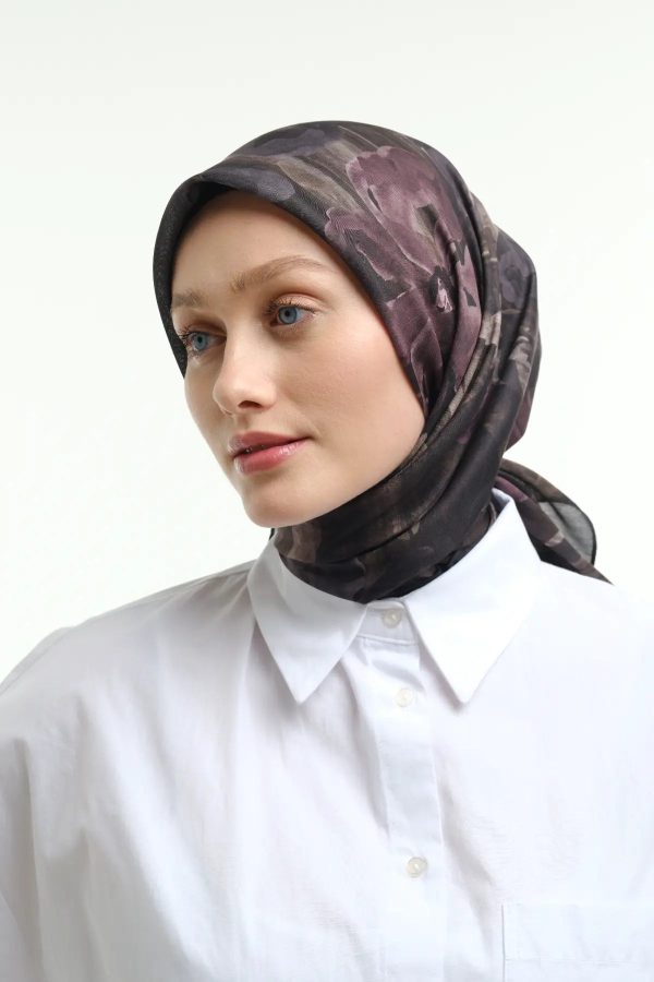 Laura Desenli Antrasit Mürdüm Eşarp