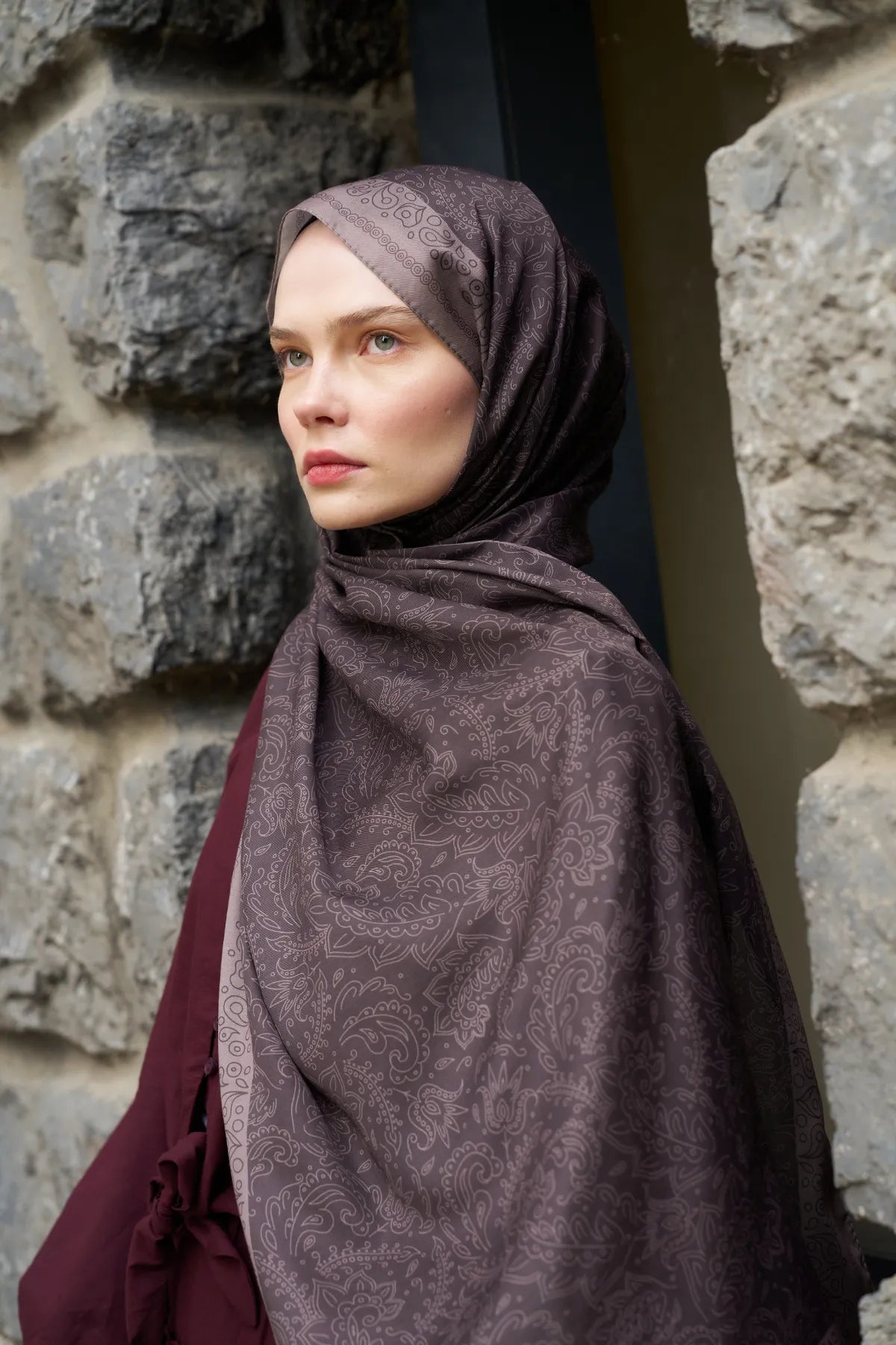 Rosa Desen Şal - Antik Bordo - Görsel 4