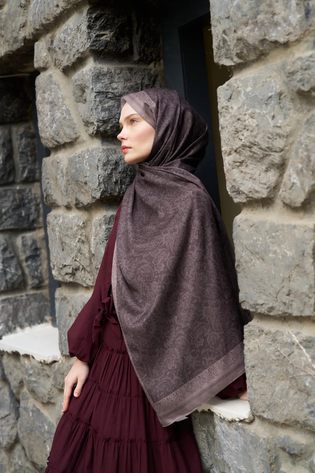 Rosa Desen Şal - Antik Bordo - Görsel 3
