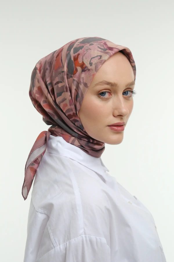 Spiral Desenli Krem Pudra Eşarp