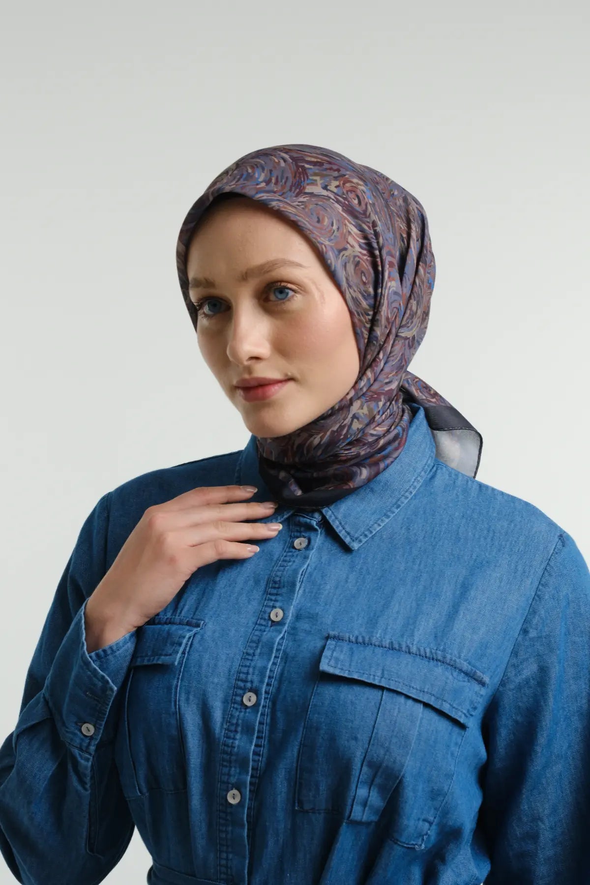 Vera Desenli Nefti Yeşili Eşarp - Görsel 2
